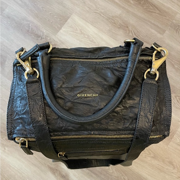Givenchy Handbags - Givenchy Distressed Pandora Messenger Bag